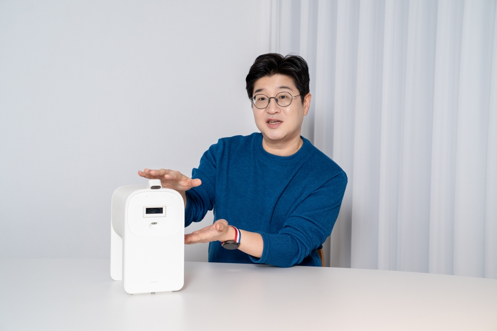 [Interview] The Premiere 5: Probably the Largest Touchscreen You’ll Use at Home