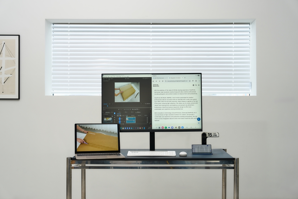 The World’s First 37-Inch Monitor Shows How 5 Inches Can Change Everyday Life