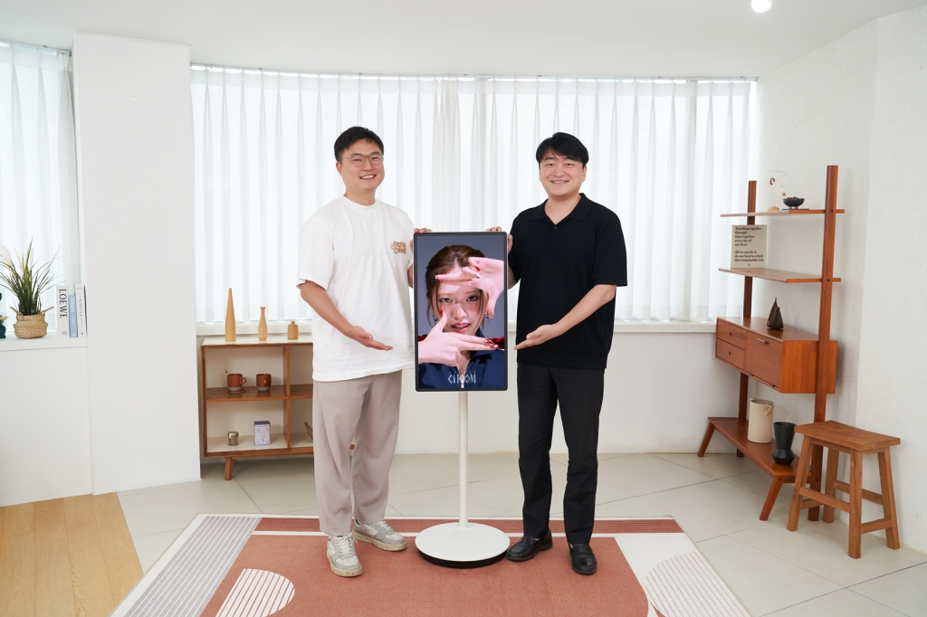 [Interview] The Movingstyle: Redefining the Screen for Every Space