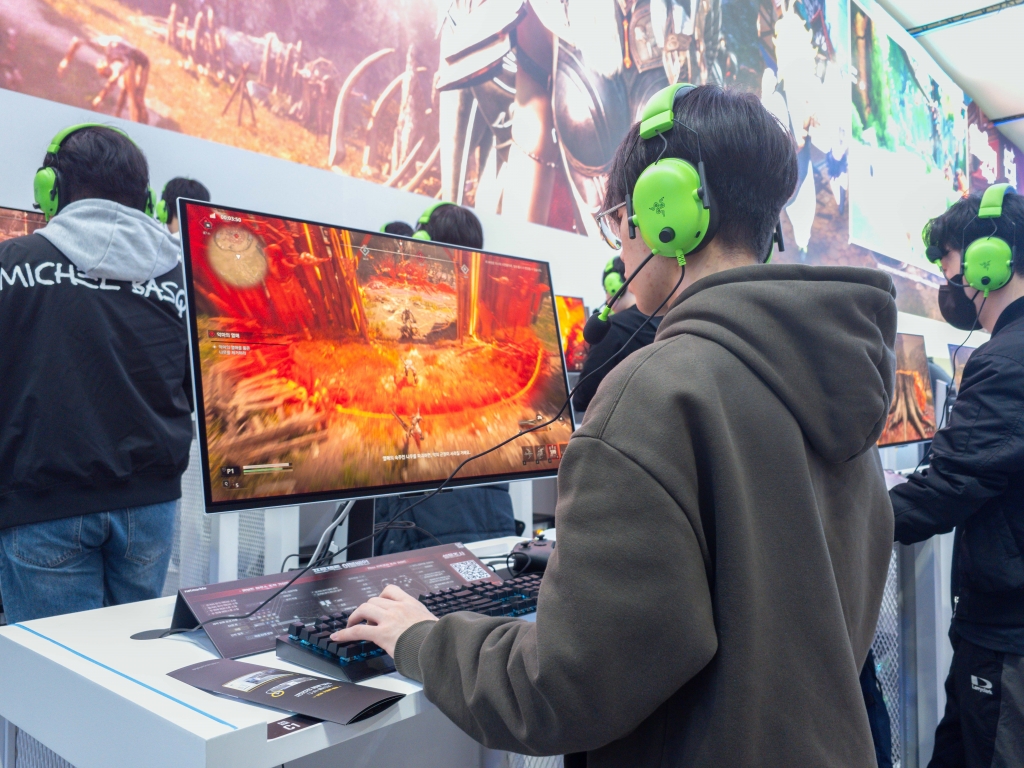 Samsung and Netmarble Take Gamers Into a New Level of Immersion With 3D Experiences at G-Star 2025