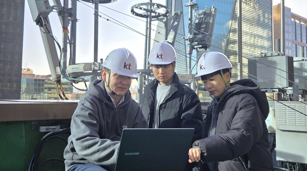 Samsung Electronics and KT Corporation Successfully Validate AI-RAN on Commercial Networks, Accelerating 6G Development