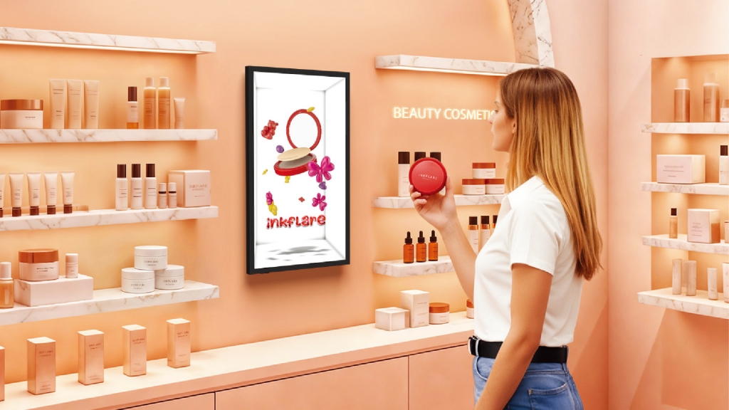 Samsung Expands Award-Winning Spatial Signage Lineup With Global Launch of 32-Inch Model
