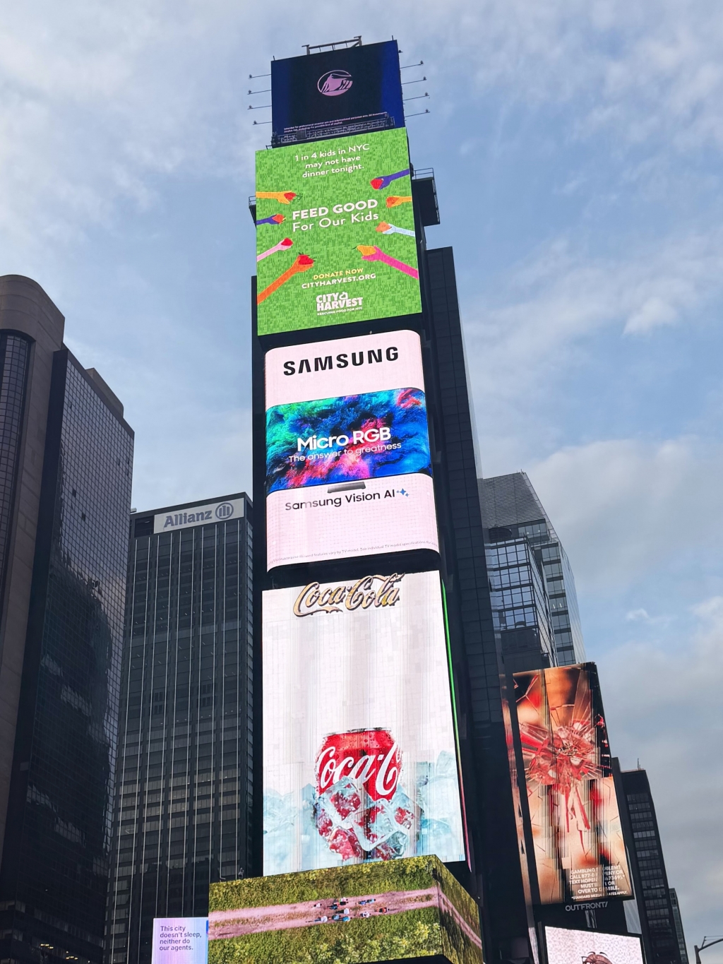 Samsung Launches Global Landmark Outdoor Billboard Campaigns for Micro RGB