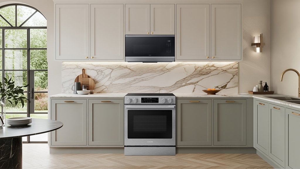 Samsung Launches New Slide-in Ranges and Over-the-Range Microwave With Air Fry Max