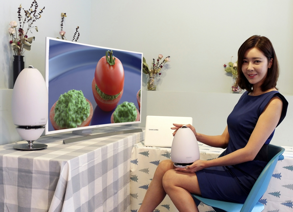 삼성전자, 화이트 UHD TV 출시하며 디자인 가전 트렌드