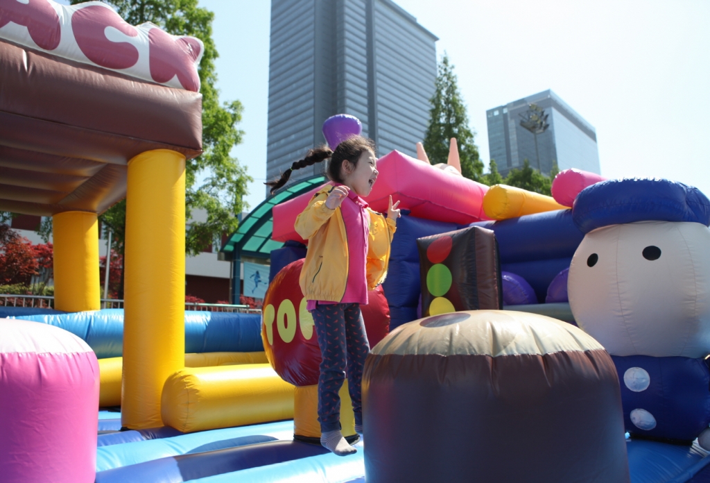 삼성전자‘첨단 R&D 단지’어린이날 맞아‘1일 놀이동산’변신