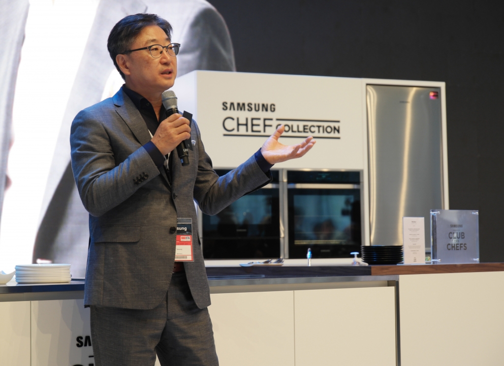 삼성 ‘셰프컬렉션’ 세계일류 요리사와 가상현실 체험을 결합한 쿠킹 쇼 전개