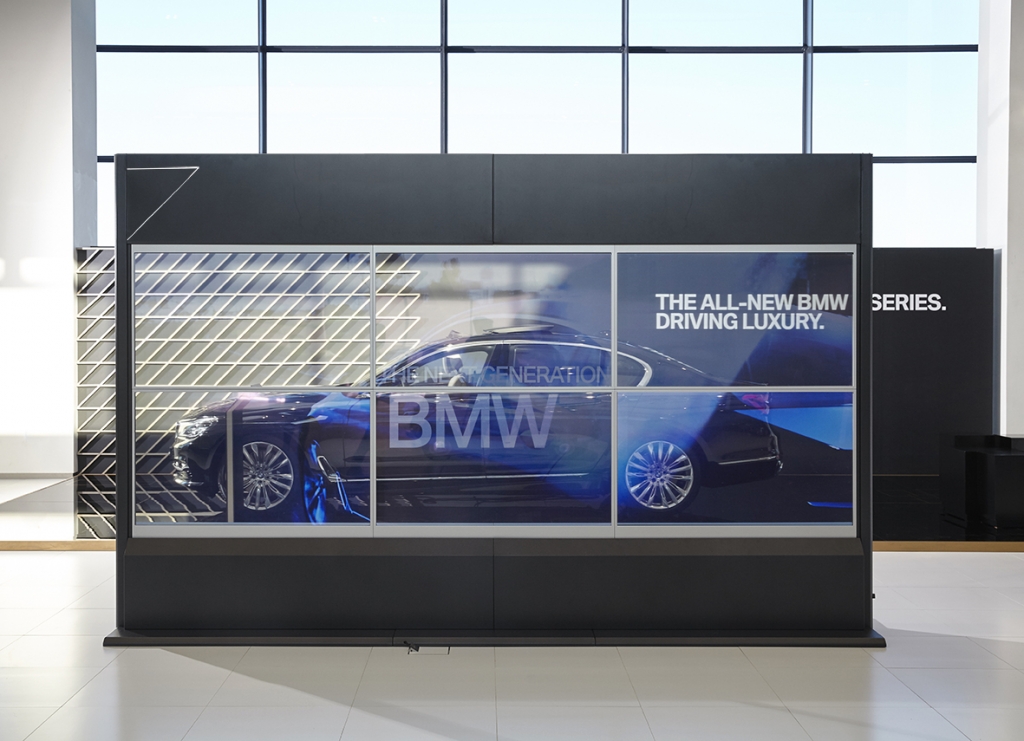 삼성전자, 'BMW 드라이빙센터'에 미래형 디스플레이 투명 OLED 비디오월 설치