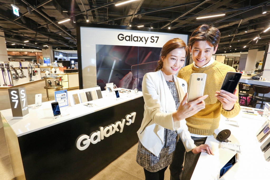 삼성전자,’ 갤럭시 S7 엣지’·’갤럭시 S7′ 대규모 사전 전시·예약 판매 전격 실시