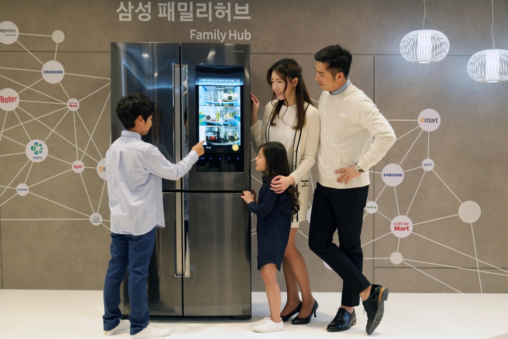 주방을 ‘가족 생활의 중심’으로 만들 신개념 냉장고 삼성 ‘패밀리 허브’ 출시