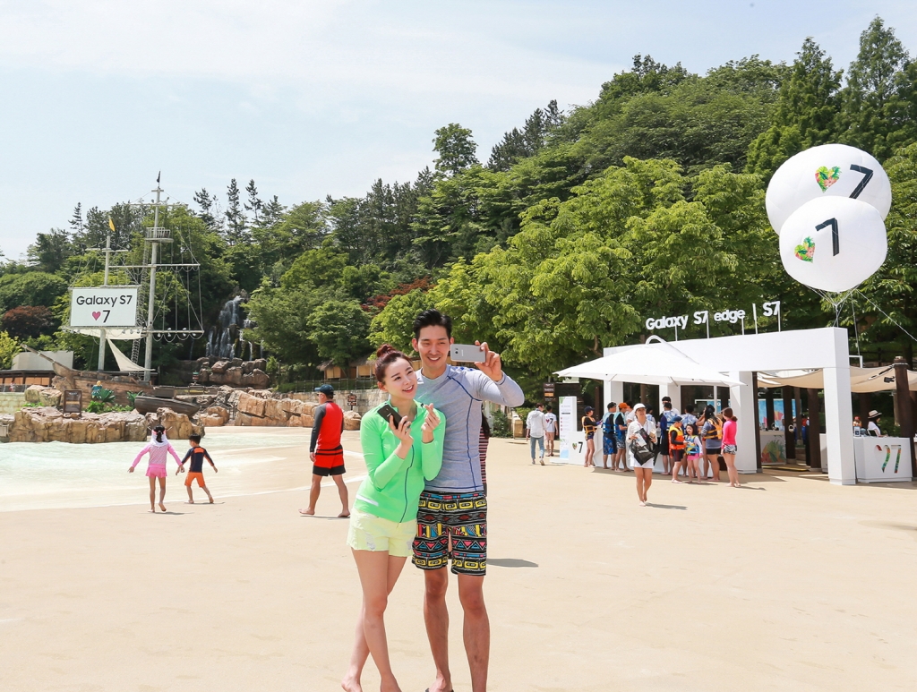삼성전자, 워터파크서 돋보이는 갤럭시 S7으로 ‘♥7 in 캐리비안 베이’ 체험 행사 운영