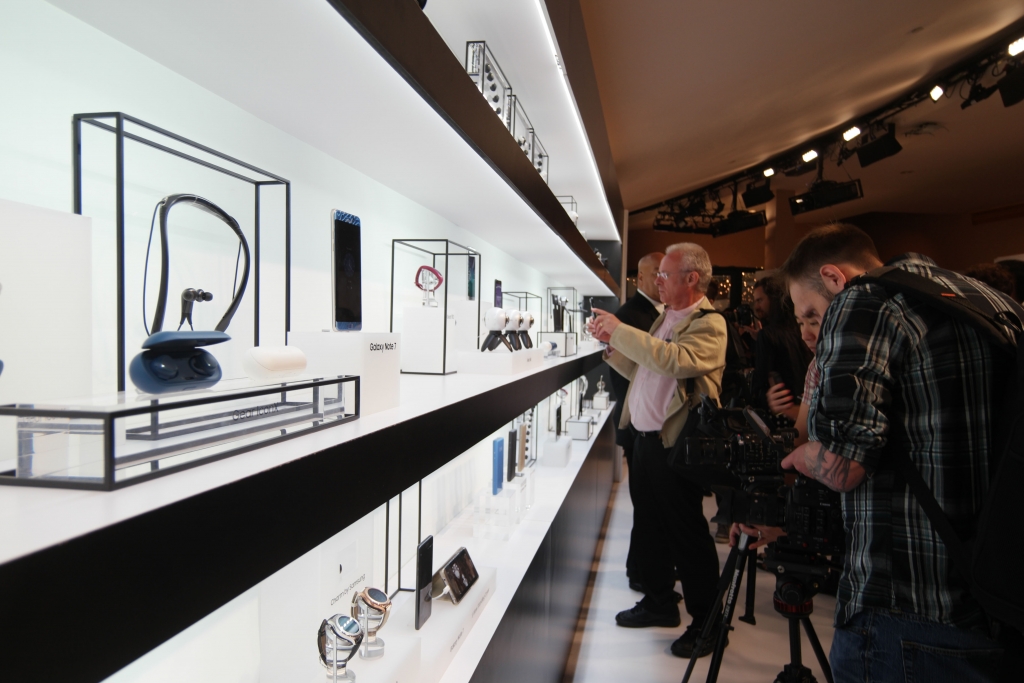 삼성전자, 뉴욕서 갤럭시 노트7 공개…하반기 주도권 선점