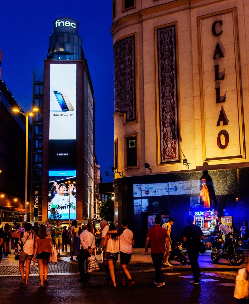 삼성전자, 스페인 마드리드 까야오 광장에 초대형 LED 옥외 전광판 설치