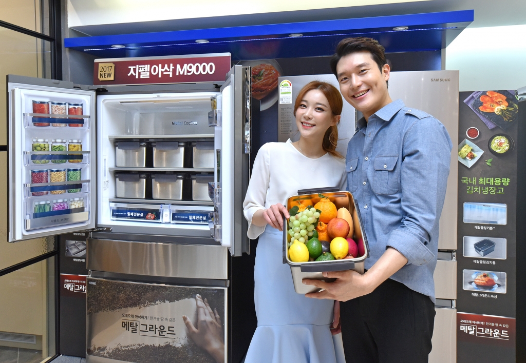 삼성 지펠아삭 김치냉장고, ‘메탈그라운드’로 사계절 내내 인기 만점