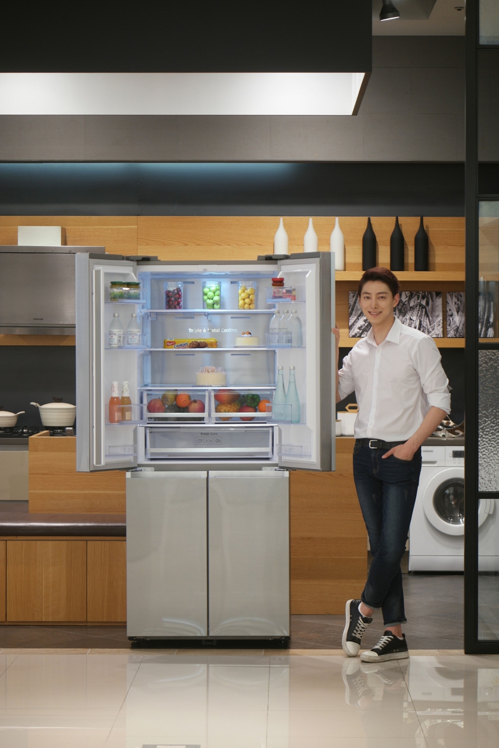 삼성전자, 싱글족의 주거 형태에 최적화된 '슬림 T-타입 냉장고' 출시
