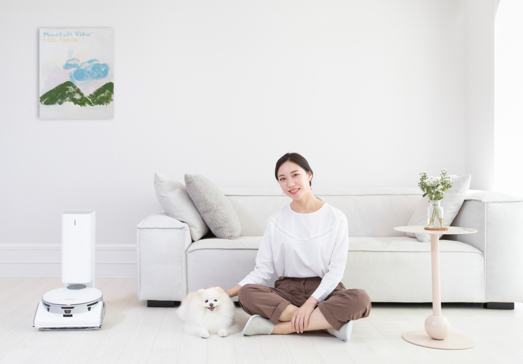 삼성전자, ‘비스포크 제트 봇 AI’ 인기로 로봇청소기 매출 4배 증가