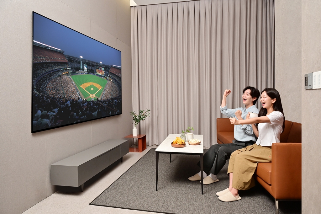 ‘삼성 AI TV로 바꿔보상’… 올 여름 TV 시장 인기 몰이