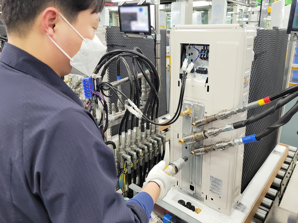 삼성전자, ‘에어컨 생산라인 풀가동’으로 AI 에어컨 수요 적극 대응