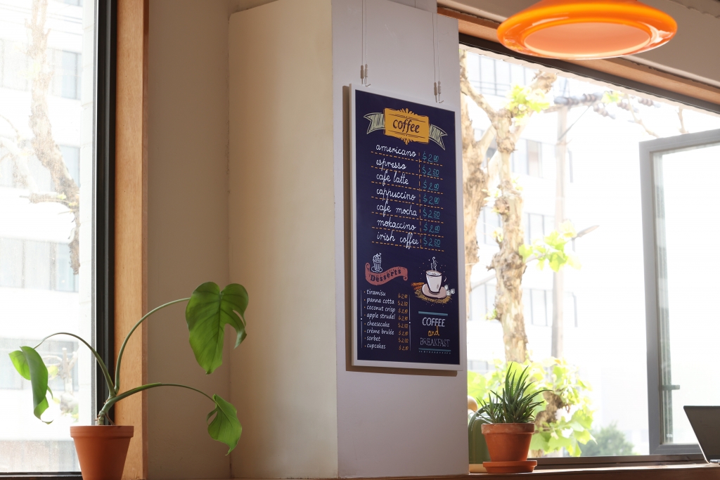 삼성전자, 초저전력 디지털 광고판 ‘삼성 컬러 이페이퍼’ 출시