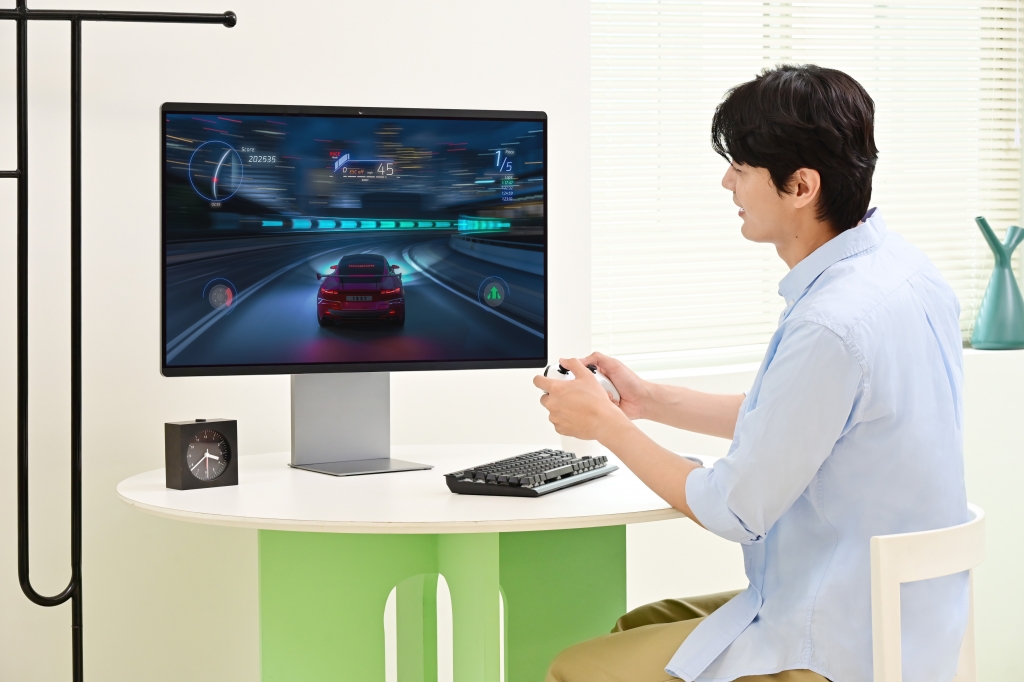 삼성전자, OLED 첫 탑재한 2025년형 스마트모니터 출시