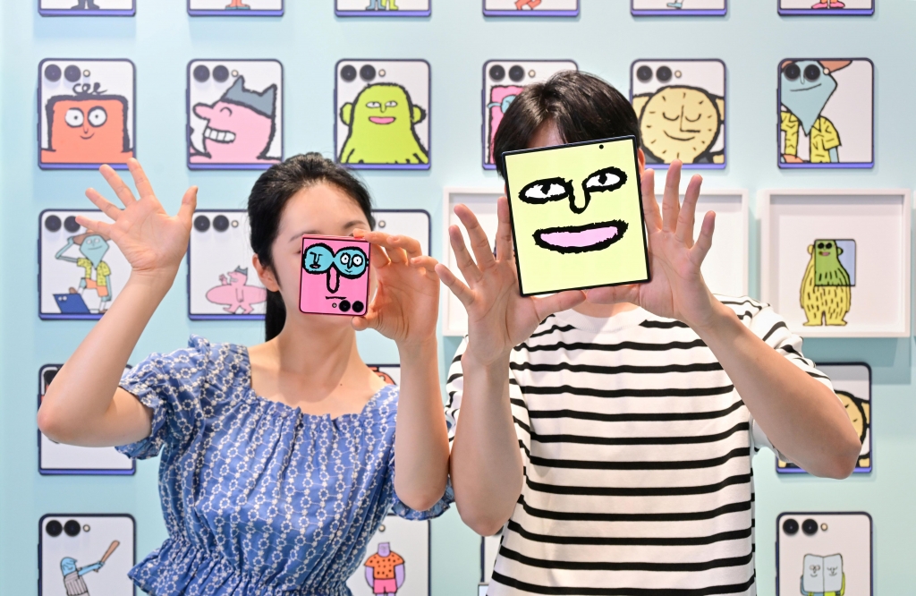 삼성전자, 장 줄리앙 협업 갤럭시 폴더블 체험존 방문객 10만명 돌파…1030세대 사로잡다