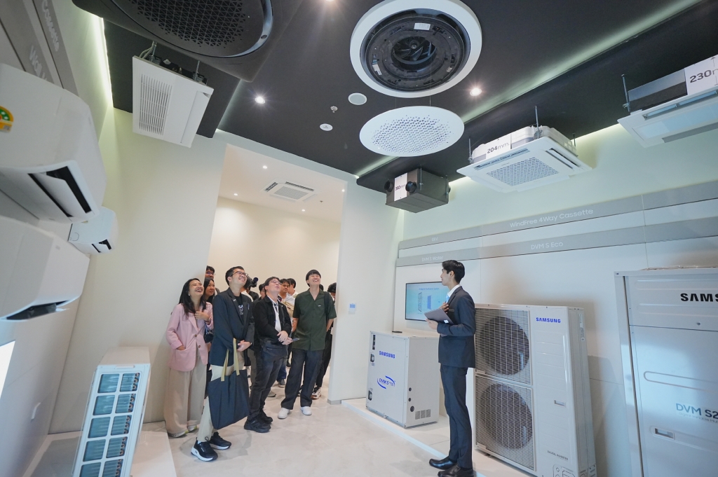 삼성전자, 태국에 AI 기반의 B2B 솔루션 체험 공간 열어