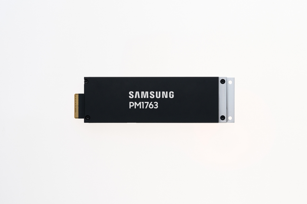 삼성전자, AI 인프라에 최적화된 기업용 SSD PM1763 양산